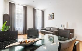 Riverside Palace Suites